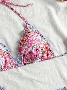 女士可爱花卉蕾丝褶皱比基尼两件套，适合夏季海岛度假游泳