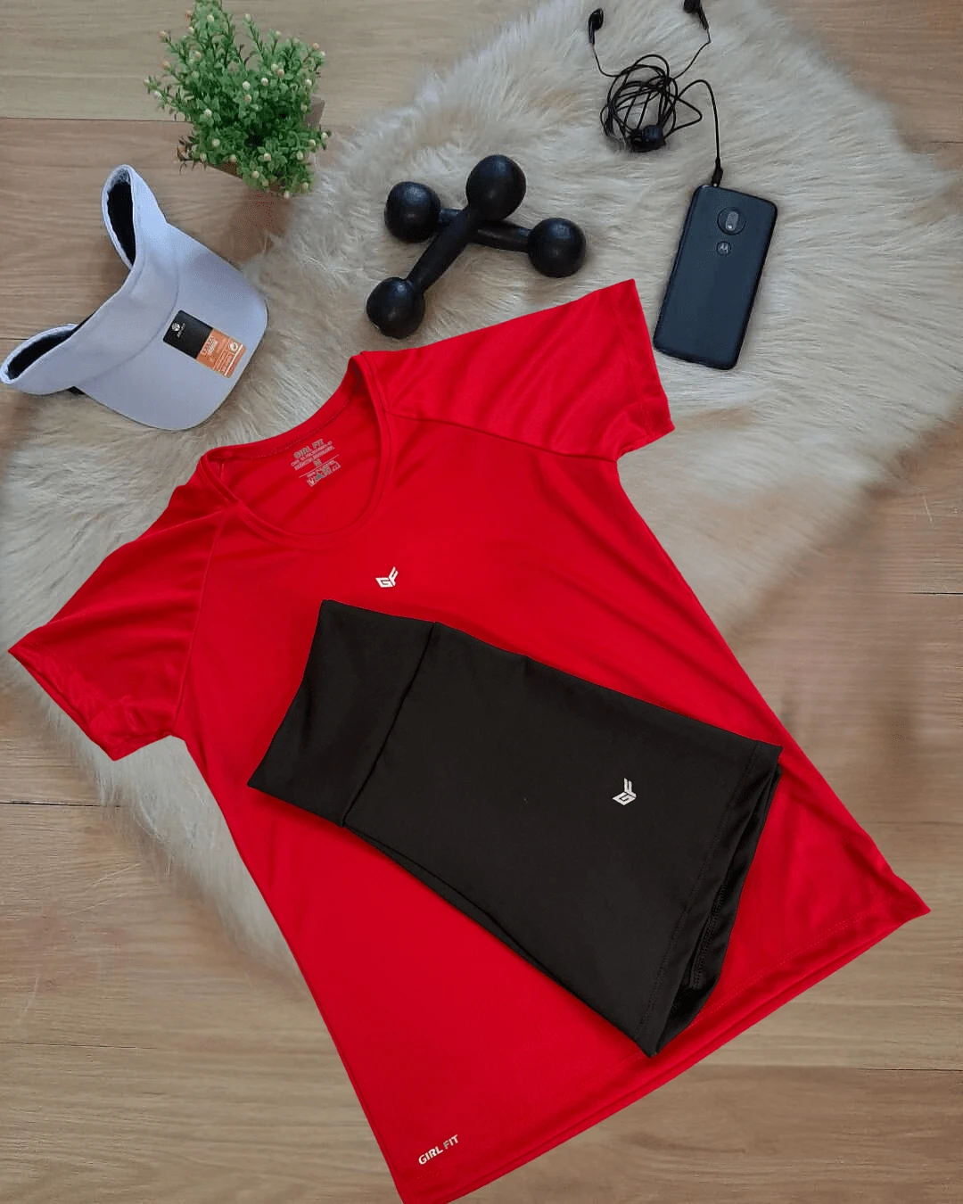 Women's Gym Set: DRY FIT T-Shirt + Sports Fitness Shorts - 珊瑚紅 - 查看 1