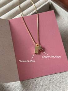 1pc Minimalist Box Chain Charm Necklace, Sparkling Cubic Zirconia Custom Simple Initial Letter "MAMA" Stainless Steel Pendant Necklace, Fashionable, Autumn Season, Minimalist, Simple, Casual, Custom Vintage Coin, Personalized, Unique Gift For Girlfriend, Mom, Family, Friend, Daughter, Anniversary, Valentine's Day, Mother's Day, Birthday, Graduation, Daily Wear, Wedding, Prom