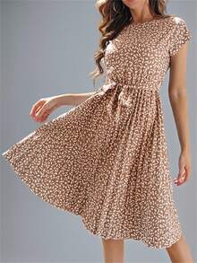 Summer Crew Neck Batwing Short Sleeve Ditsy Floral Bohemian Ruffled Tiered Vacation Dress - Khaki - View 4