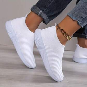 Zapatos deportivos casuales de malla antideslizantes y transpirables para mujer, de moda para el verano, con diseño de calcetín sin cierres, adecuados tanto para hombre como para mujer