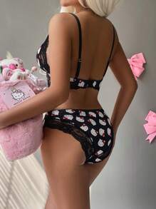 Sanrio 2pcs Set Women Lace Triangle Cup  Lingerie Bra + Matching Panty, Kawaii For Going Out