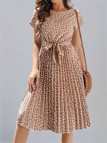 Summer Crew Neck Batwing Short Sleeve Ditsy Floral Bohemian Ruffled Tiered Vacation Dress - Khaki - View 5