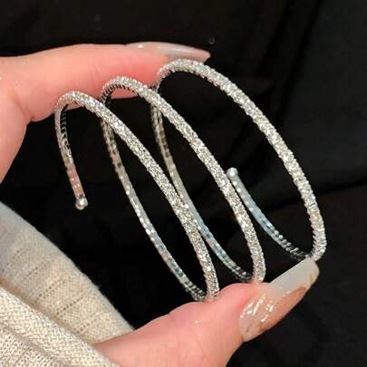 1 件时尚优雅全水晶镶嵌臂链，臂饰身体链适合女性日常和节日佩戴