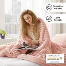 Fluffy Ribbed 2/3 Pieces Cord-Textured Bedding Comforter Set,Plush 300 Gsm Fabric For Weighty Durability And Softness Comforter Sets,2 Pieces Set For Twin-Twin XL Size,3 Pieces Set For Full-Queen-King-CAL King Size,Cozy All-Season Home Textile For Stylish Home Bedroom Décor,Modern Room Decor,Summer Prmo, Halloween Christmas Thanks Giving Gifts - 粉色 - 查看 3