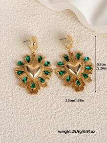 1 paire de boucles d'oreilles style vintage avec pendentif en forme de cœur et faux diamants verts, convient pour le banquet et les tenues de mariage