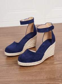 女士人造皮革坡跟凉鞋，夏季假日蓝色一脚蹬钩环圆头 3.15 英寸高跟踝带鞋，舒适编织底平底凉鞋