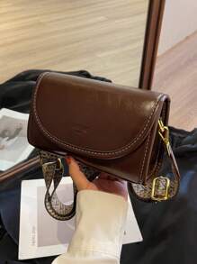 Bolso de hombro cuadrado de estilo vintage con correa ancha - Bolso cruzado con solapa de unicolor y elegante con correa ajustable para mujer - Perfecto para uso diario y viajes