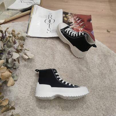 Kvinnor Casual Bekväma platta sneakers, mångsidiga, hållbara, lämpliga för daglig pendling och universitetsstudenter, High-Top fritidsskor