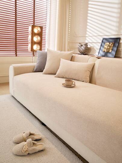 1 Vỏ bọc ghế sofa nhung trơn màu tối giản hiện đại - Chống tràn, Phong cách cổ điển, Thân thiện với vật nuôi, Chống trượt và Chống bẩn, Polyester có thể giặt bằng máy, Thích hợp cho ghế bành, ghế sofa đơn, đôi, ba và ghế sofa kết hợp, Hoàn hảo cho trang trí nhà cửa và văn phòng.