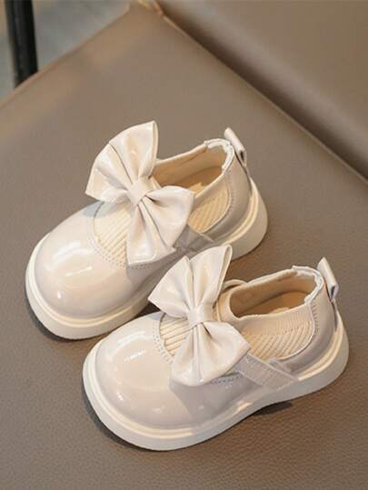 Lederschuhe für Kleinkind Mädchen, 2025 Frühling & Herbst neue Patchwork Textil Hanfu Stil Lässig Weichsohlen Loafer