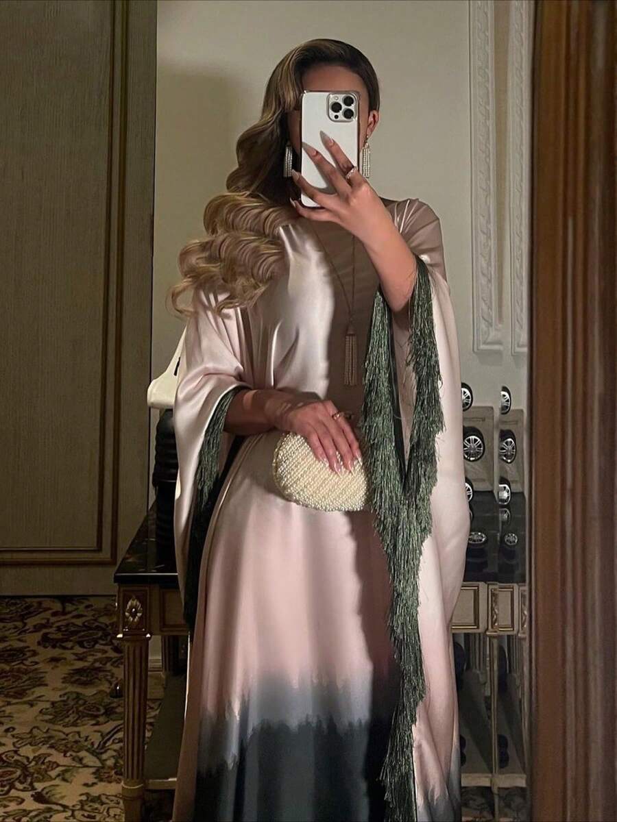 Bata larga bordada con borlas y degradado para mujer, adecuada para ocasiones formales, diseño de vestido árabe con detalle de borlas y color degradado