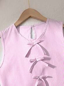 两件套优雅休闲女童上衣套装，时尚水滴形纽扣无袖上衣+运动短裤，面料柔软舒适，适合春、夏、秋、冬四季及各种节日穿着，是送给女儿的户外礼物。 - 粉色 - 查看 4