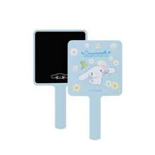 Miniso Espejo de mano cuadrado con diseño lindo de personajes de Sanrio, para viajes y uso diario, Cinnamoroll, 21,5 x 12 cm (1 pieza) - Azul - Ver 5