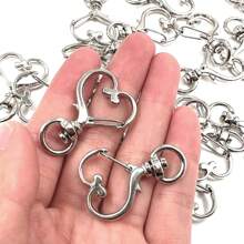 20/30/40/50/80个旋转挂钩带钥匙扣 - 彩色金属弹簧扣，适用于DIY工艺品、珠宝、挂绳和配件 - 4种颜色锌合金龙虾扣 - 愛心鑰匙圈+鑰匙圈 - 查看 4