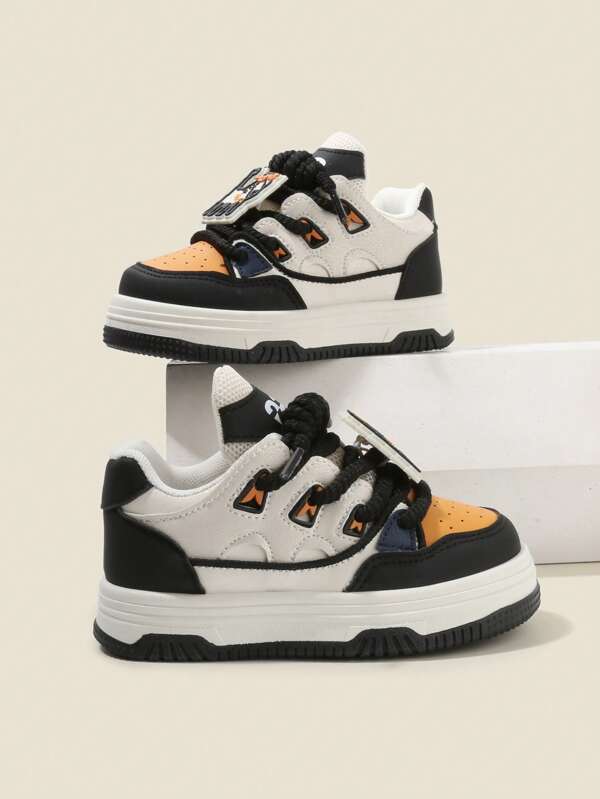 1 paire de Baskets unisexes pour enfants en PU avec nœud croisé, semelle antidérapante, bout rond, semelle épaisse et souple. Chaussures de sport casual polyvalentes, adaptées à toutes les saisons