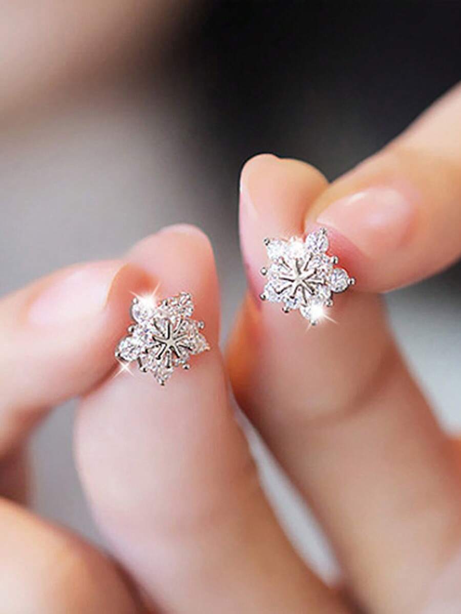 一对女童立方氧化锆花朵耳钉，适合日常佩戴、派对首饰或生日礼物 - 銀色 - 查看 1