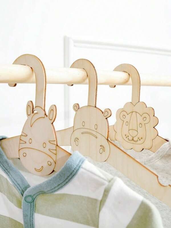 50pcs Wooden Children Clothing Hanger, DIY Creative Wild Animal Design Kindergarten Decor Storage Rack, Wooden Craft School Supplies,Back To School
