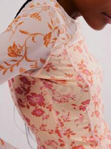 Women Y2K Floral Print Sheer Mesh Tops Long Sleeve Crew Neck Slim Fit T Shirts Tops Vintage Flower Aesthetic Blouse Spring Summer Going Out Tops - 粉色 - 查看 3