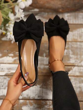 2025年秋季女士尖头蝴蝶结装饰露跟平底鞋，黑色休闲鞋，优雅迷人