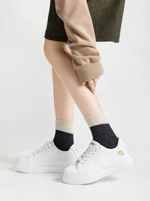 [快速发货]春季优雅唯美新款女式白色女鞋平底运动鞋玫瑰刺绣时尚舒适度假装女士鞋 - 白色 - 查看 6