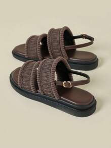 Sandales à semelle épaisse à boucle, compensées à bout ouvert pour l'extérieur et la plage, style bohème rétro, semelles souples et antidérapantes, confortables et pas fatiguantes, en mailles tressées marron avec franges, compensées de sport casual, nouvelle collection printemps automne 2025, grande taille femme 41-43