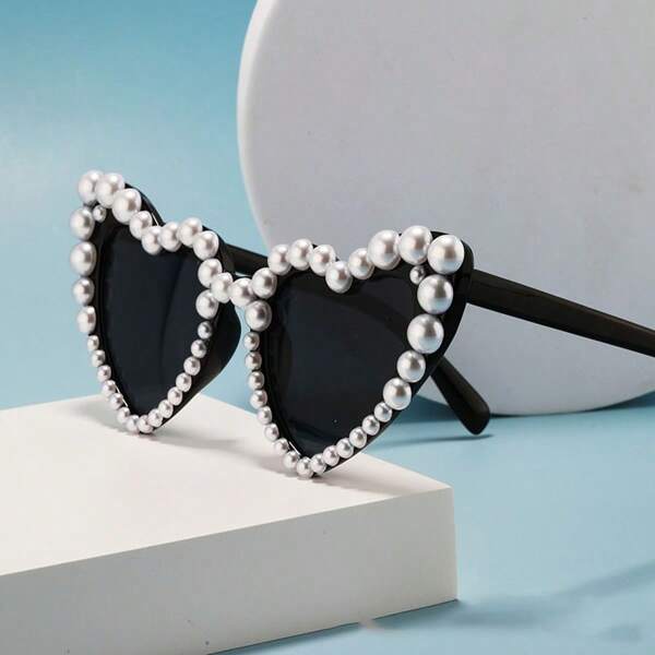 1 Pair Of Bridal Fashion Retro Heart-Shaped Faux Pearl Frames Ladies Cat Eye Glasses Fashion Beach Party Decorative Glasses