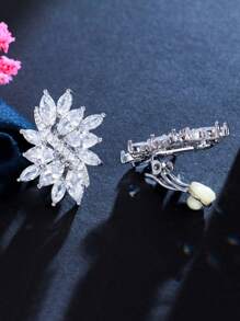 1 Pair No Ear Hole Elegant Leaf Design Cubic Zirconia Clip On Earrings, Silver Plated Non-Pierced Earrings For Women, Suitable For Wedding, Engagement, Bridal Party, Prom And Other Occasions - White - View 5