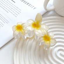 1pc Women Candy-Colored Clip Resort Seaside Photo Elegant Back Head Hairpin Hair Claw Hair Accessories Hair Clips Hair Jaw Clip Hair Clamps Hair Clutch Hair Catcher Clip, Beach Accessories, Claw Clip Fall Winter Flower For Vacation Outfits Woman Summer,Holiday,Travel - Yellow - View 4