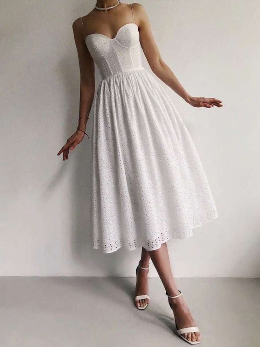 女士刺绣纹理纯色简约优雅性感修身吊带连衣裙，背面拉链适合夏季、正式派对、海滩度假，纯白色连衣裙适合毕业典礼/婚礼派对 - 白色 - 查看 1