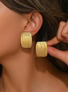 1 Pair Minimalist Geometric Textured Stainless Steel Stud Earrings, Elegant For Women's Outfit, Fashion Jewelry, Suitable As Party/Holiday Gift, Friend Gift