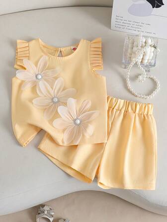 2件套-少女珍珠纽扣碎花上衣+纯色百搭短裤