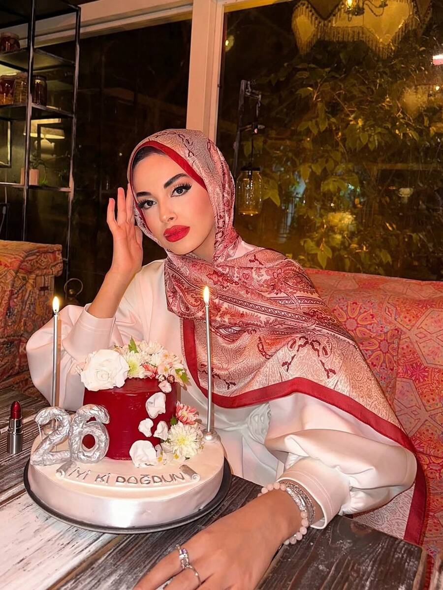 1件装女士波西米亚风佩斯利印花蓝色头巾披肩，休闲优雅女士围巾配饰，防风披肩，适合日常佩戴，情人节面纱装扮，阿巴雅长袍配饰，柔软头巾，连衣裙配饰