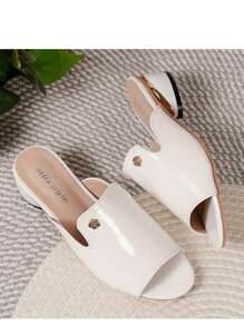 Crocodile Pattern Chunky Heel Sandals - Fashion Open Toe Dress Pumps - Stylish Slip On Heels For Women - White - View 5