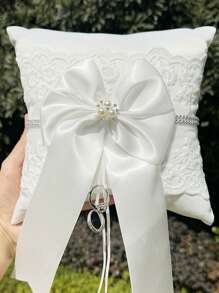 1PC White Ring Pillow, Western-Style Wedding Ring Bearer Pillow With Camellia Flower For Wedding Occasion White Ring Pad Bed Pillows For Beach Wedding Party