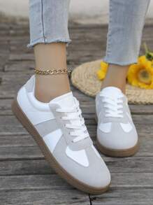 Damskie buty sportowe i rekreacyjne, nowe niemieckie buty treningowe, damskie białe buty z miękką podeszwą, sportowe buty casualowe w stylu retro, buty z płaską podeszwą, damskie buty singielskie - Srebrnoszary - Zobacz 5