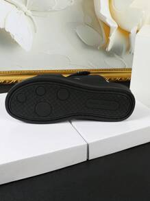 Men's Double Strap Design: Soft Bottom Comfortable, Thick Outsole With Rough Line, Adjustable Non-Slip, Fashionable And Personalized, Buckle Slip-On, Summer Travel Essentials - Black - View 3