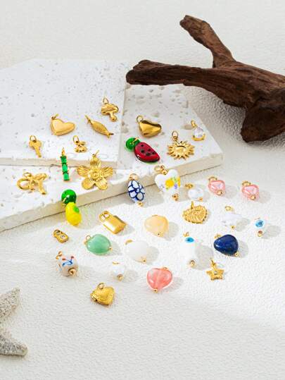 1 件波西米亚风金色和珐琅饰品 - 心形、邪眼、花卉和水果吊坠，适用于 DIY 项链和手链、复古珠宝用品