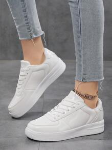 女士白色休闲运动鞋，采用柔软 PU 皮革，表面光滑，舒适的日常平底鞋 - 白色 - 查看 5