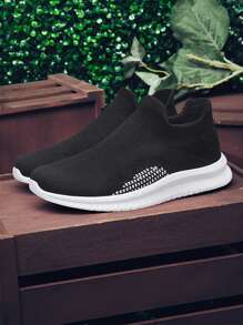Marca CLOHOO Calzado deportivo casual cómodo y transpirable para hombres, con suela deportiva de EVA, mocasines cómodos tipo slip-on, zapatillas para excursionismo y correr al aire libre - Negro - Ver 4