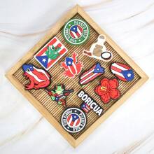 20 件/套波多黎各国旗 PVC 鞋饰，可爱狗青蛙蝴蝶花朵 PR 图案 DIY 鞋配件，适合派对节日礼物