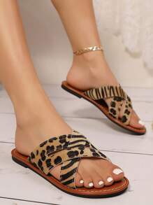New Plus Size Women Brown Leopard & Zebra Crossover Flat Sandals, Fashion Casual Versatile Beach Shoes Suitable For Parties