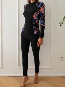 This Casual And Sexy Women's Round Neck Printed Long Sleeve Spaghetti Strap Tankini Swimsuit Comes With A Zipper And Medium Stretch Pants, Creating A Fashionable Look. - Black - View 2