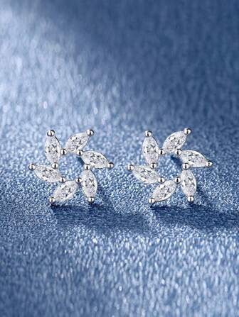 1 Paio di Orecchini minimalisti alla moda con fiore in cristallo, zirconi cubici intagliati, foglia cava e cerchio per piercing di cartilagine, elica e trago, gioiello da donna per matrimoni e feste