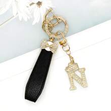 Zinc Alloy Butterfly Decor Car Key Chain With 26 Letter Charms - Personalized Key Chain, Practical And Fashionable