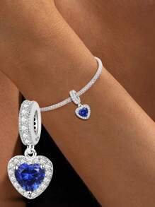 1颗925纯银蓝色心形吊坠珠，适合女士手链、手镯、DIY首饰制作和日常佩戴，是情人节送给女朋友的理想配饰礼物。 - 愛心 - 查看 2