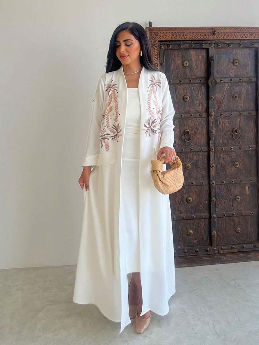 Elegant & Charming White Embroidered Long Abaya For Ladies, Suitable For Spring/Summer Events, Modest Kaftan