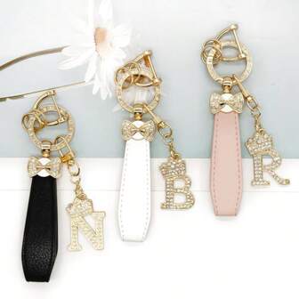 Zinc Alloy Butterfly Decor Car Key Chain With 26 Letter Charms - Personalized Key Chain, Practical And Fashionable