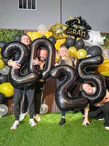 Set decorativo de 25 globos para graduación 2025, incluye gorro de graduación, globos de látex, adecuado para fiestas de graduación de primaria, secundaria y universidad 2025, decoraciones para aniversarios, decoración de aulas, props fotográficos, artículos para ceremonias de graduación - Ver 5