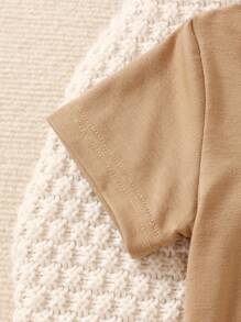 2pcs/Set Young Boy Plaid Collar Splice T-Shirt & Elastic Waist Casual Shorts Spring/Summer